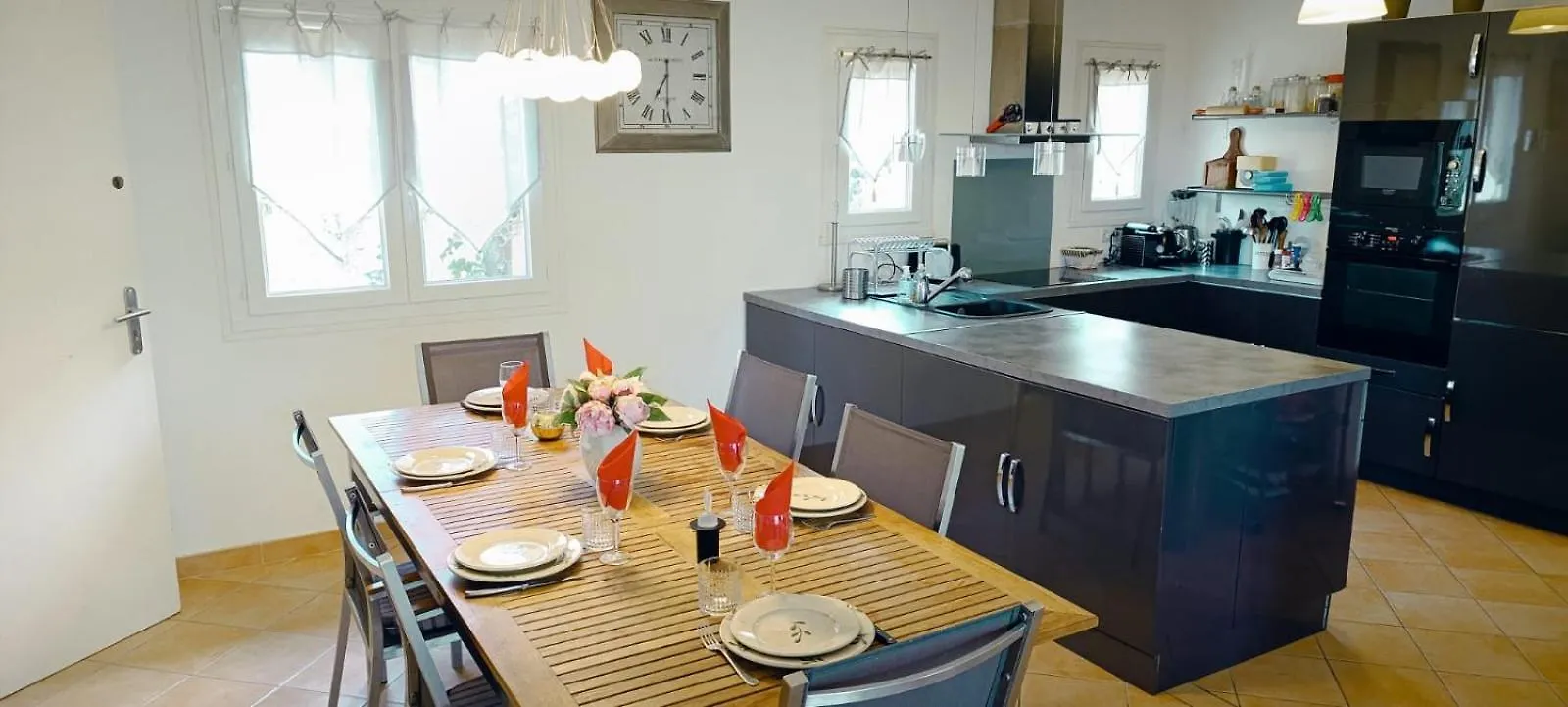 Villa - 8 Pers - 4 Chambres - Piscine - Proche Plage Saint-Cyr-sur-Mer