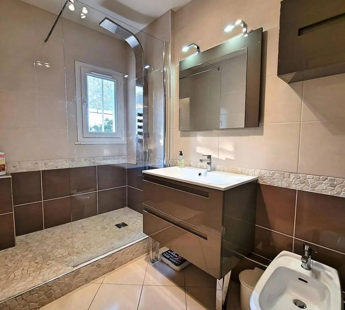 Villa - 8 Pers - 4 Chambres - Piscine - Proche Plage Saint-Cyr-sur-Mer France