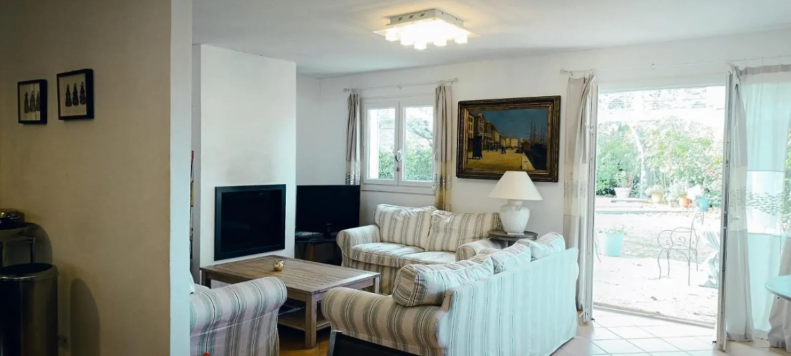 Villa - 8 Pers - 4 Chambres - Piscine - Proche Plage Saint-Cyr-sur-Mer 0*,